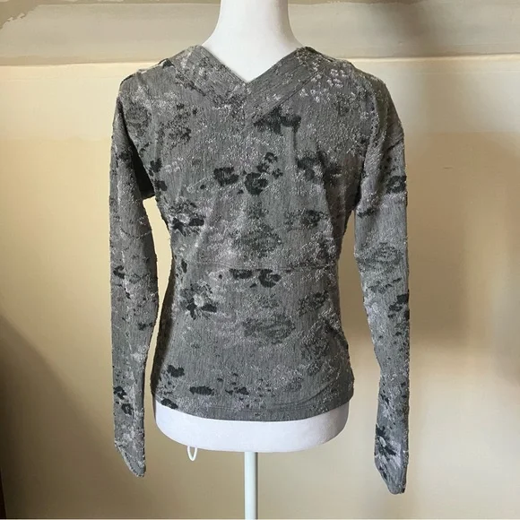 Free People Gray Floral Carolina Cropped Button Front Cardigan size Small - Picture 5 of 8